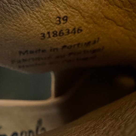 LIKE NEW Free People Coral Ankle Booties. Leather Cutout Pointed-Toe - Picture 10 of 11